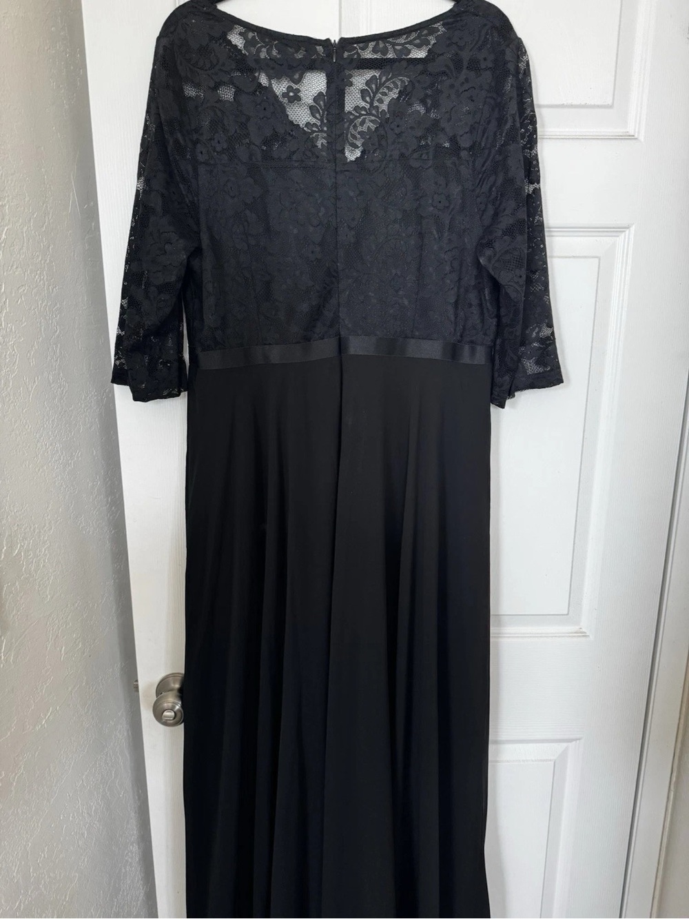 Miusol Black Lace Bodice Maxi Dress